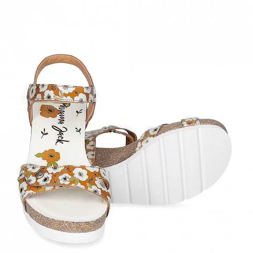 julia_garden_5.webp Julia Garden^Panama Jack Store